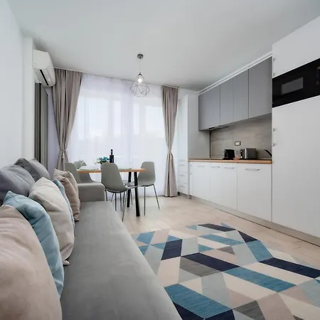 Dez Adela Appartement Năvodari