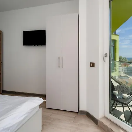 Dez Adela Apartment Navodari
